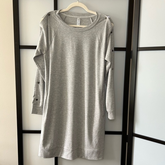 Kyodan Dresses & Skirts - [S] Kyodan Women’s Cozy Fall Light Grey Rip Snap Button Long Sleeve Midi Dress